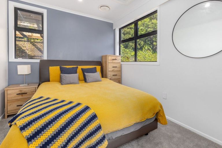 Photo of property in 5 Roys Road, Plimmerton, Porirua, 5026