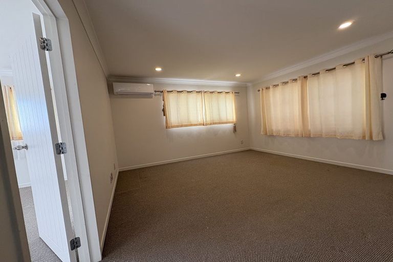 Photo of property in 9 Bush View Place, Flat Bush, Auckland, 2019