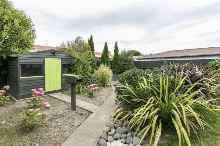 Photo of property in 11 Balliol Avenue, Pirimai, Napier, 4112