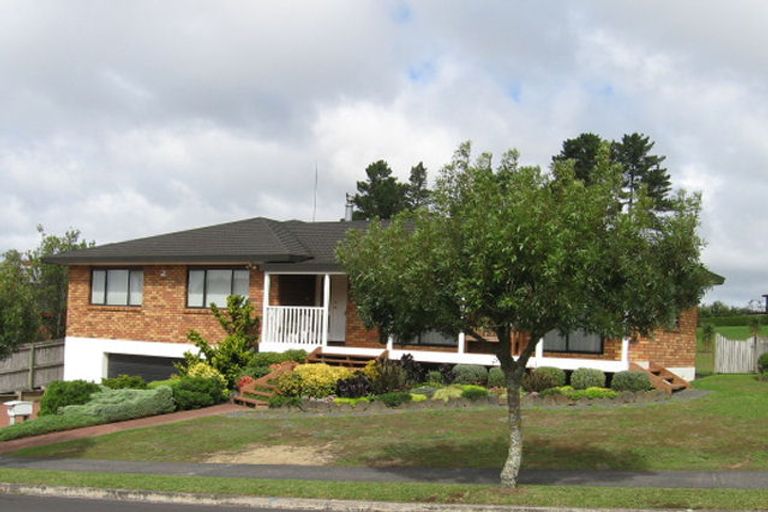 Photo of property in 23 Sturm Avenue, Massey, Auckland, 0614