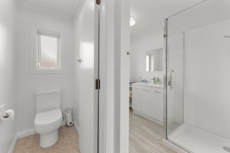 Photo of property in 9 Winston Place, Kew, Dunedin, 9012