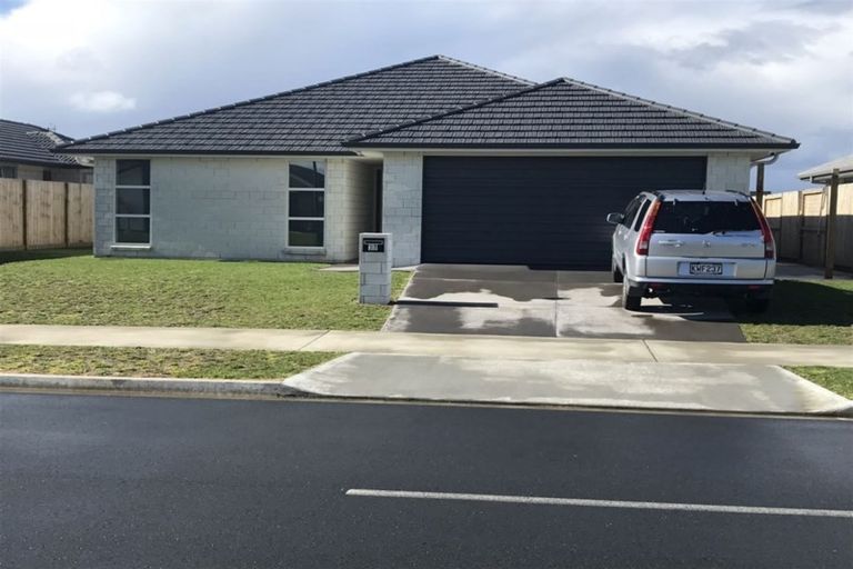 Photo of property in 37 Piata Street, Papamoa Beach, Papamoa, 3118