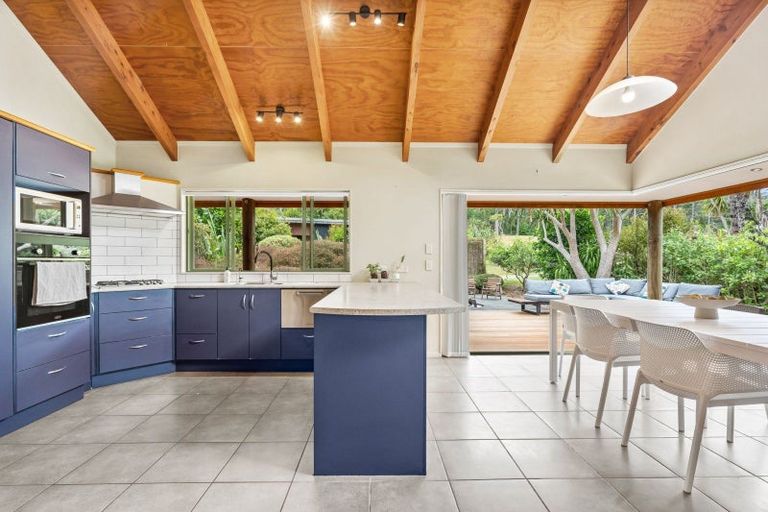 Photo of property in 43 Whangarei Heads School Road, Whangarei Heads, Whangarei, 0174