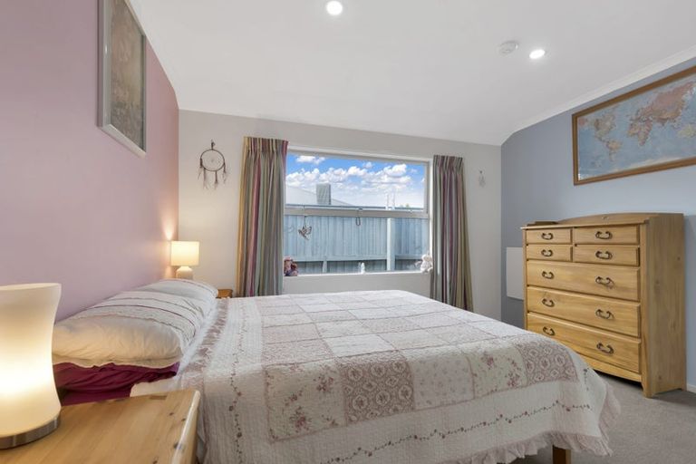 Photo of property in 9 Wattle Lane, Rangiora, 7400