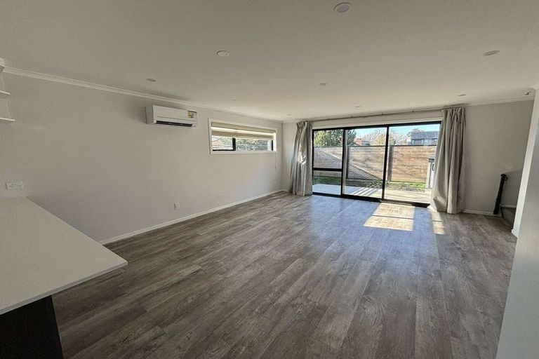 Photo of property in 32 Doug Jensen Street, Wallaceville, Upper Hutt, 5018