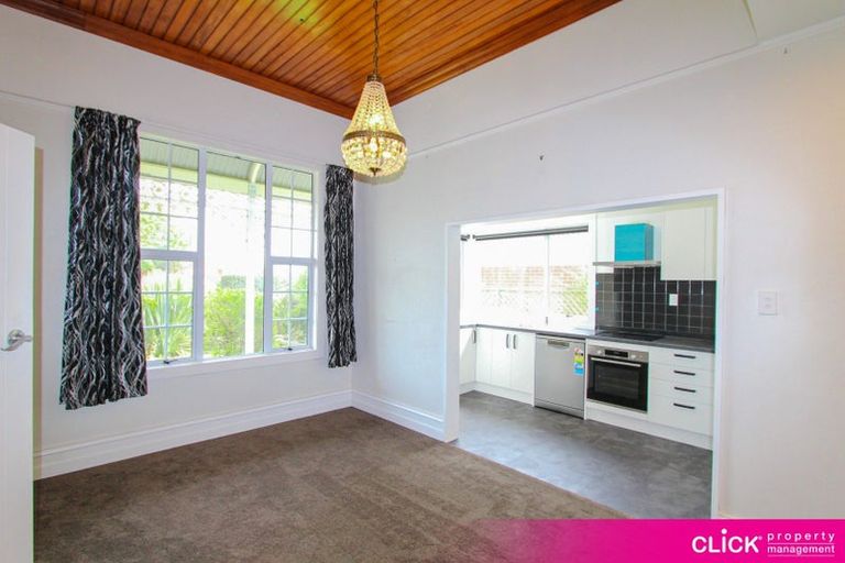 Photo of property in 82 Highcliff Road, Andersons Bay, Dunedin, 9013