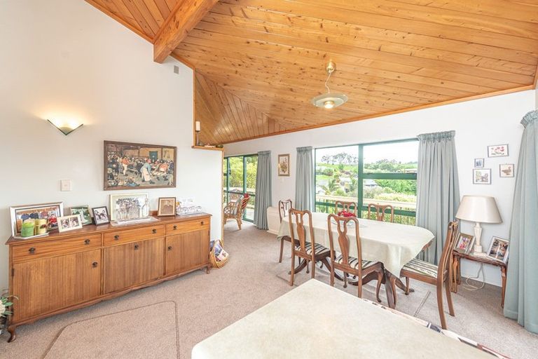 Photo of property in 28 Parkdale Drive, Aramoho, Whanganui, 4500