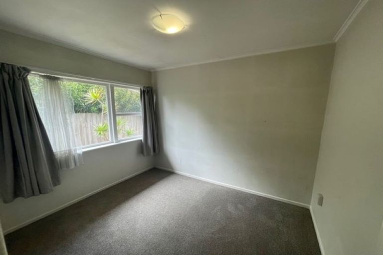 Photo of property in 9/11 Oakland Avenue, Papatoetoe, Auckland, 2025