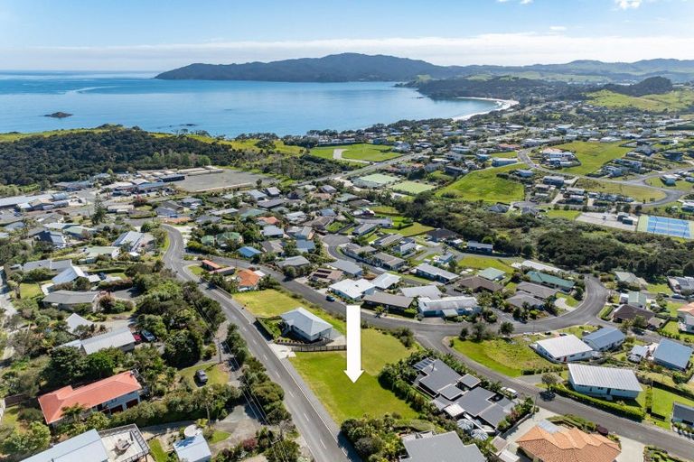 Photo of property in 30 Cable Bay Block Road, Cable Bay, 0420