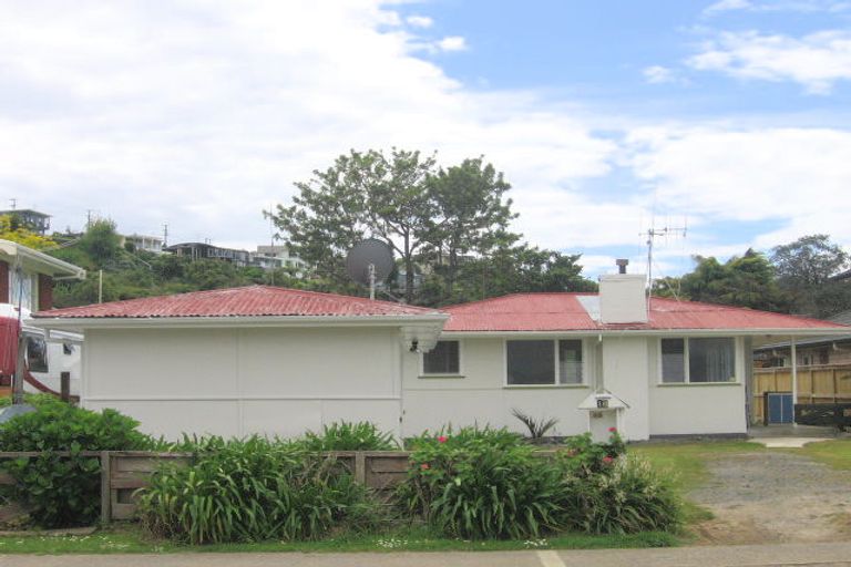 Photo of property in 16 The Esplanade, Omokoroa, 3114