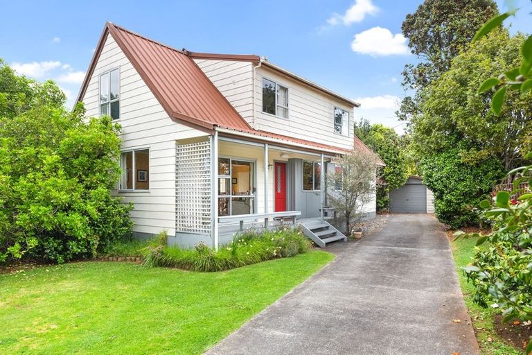 Photo of property in 57 Sunderlands Road, Half Moon Bay, Auckland, 2012