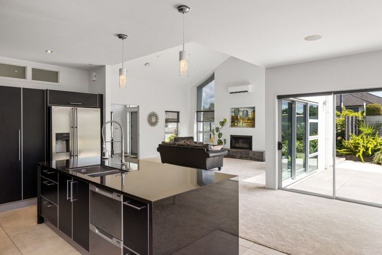 Photo of property in 1 Merriman Place, Pyes Pa, Tauranga, 3112