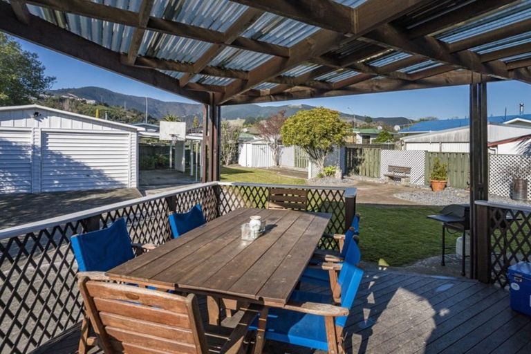 Photo of property in 37 Kaka Street, Stoke, Nelson, 7011