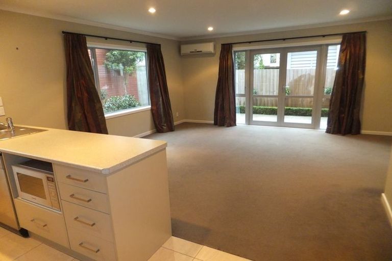 Photo of property in 15b Grove Road, Addington, Christchurch, 8024