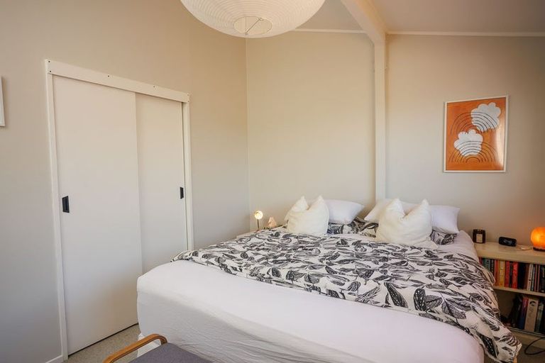 Photo of property in 264c Grounsell Crescent, Belmont, Lower Hutt, 5010