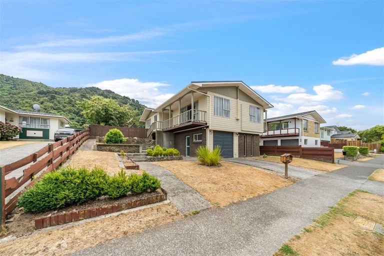 Photo of property in 178 California Drive, Totara Park, Upper Hutt, 5018