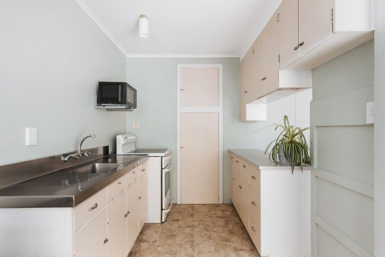 Photo of property in 93 Oceanview Road, Mount Maunganui, 3116