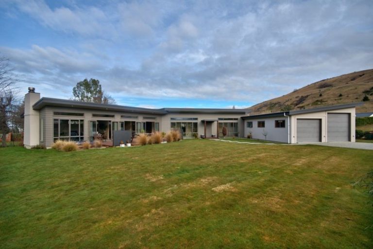 Photo of property in 9 Cockerell Lane, Lower Shotover, Queenstown, 9371