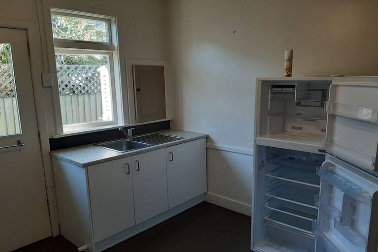 Photo of property in 118 Holly Road, St Albans, Christchurch, 8014