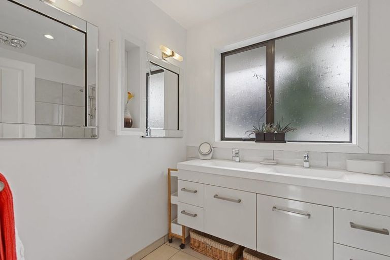 Photo of property in 23 Colman Avenue, Sockburn, Christchurch, 8042