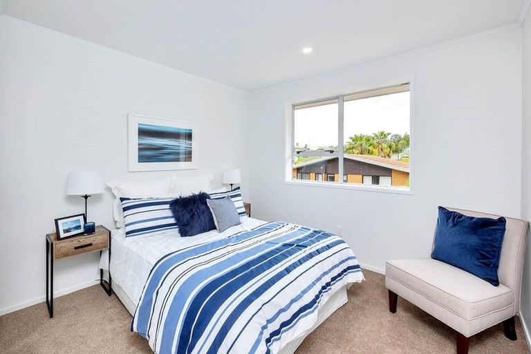 Photo of property in 5 Naviti Place, Browns Bay, Auckland, 0630