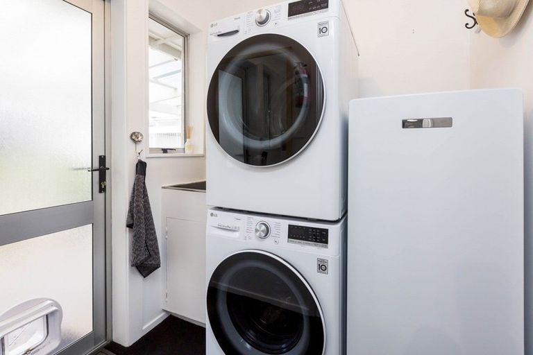 Photo of property in 163 California Drive, Totara Park, Upper Hutt, 5018