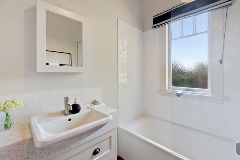 Photo of property in 237 River Road, Claudelands, Hamilton, 3214