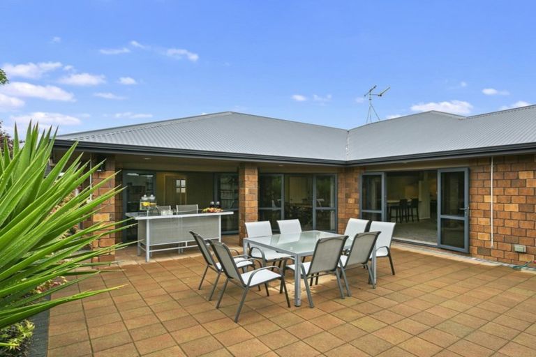 Photo of property in 4 Chesterton Drive, Leamington, Cambridge, 3432