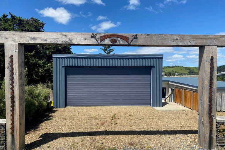 Photo of property in 6 Bonham Street, Pahi, Paparoa, 0571