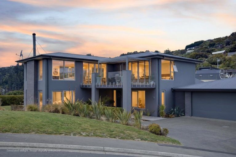 Photo of property in 11 Kaioruru Lane, Charteris Bay, Lyttelton, 8971