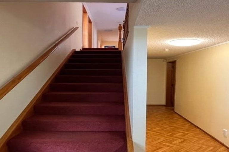 Photo of property in 16 Chestnut Grove, Maungaraki, Lower Hutt, 5010