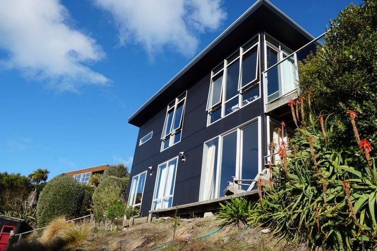 Photo of property in 153 Richmond Hill Road, Richmond Hill, Christchurch, 8081