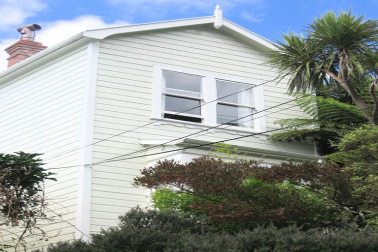 Photo of property in 69 Honiana Te Puni Street, Aro Valley, Wellington, 6021