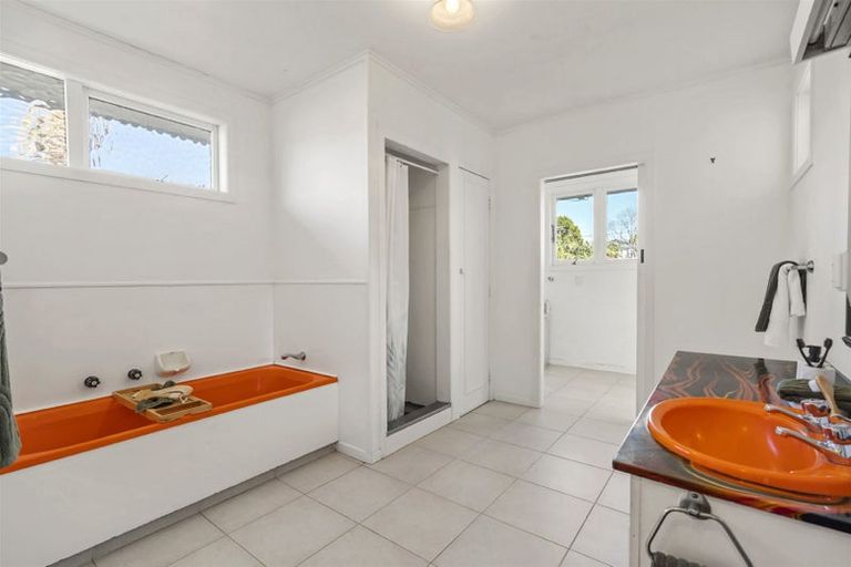 Photo of property in 11 Church Street, Northcote Point, Auckland, 0627