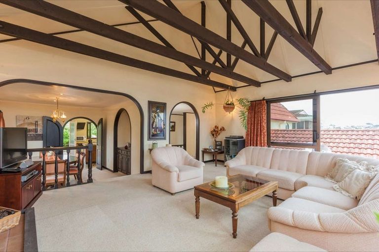 Photo of property in 9 Malloy Place, Eastern Beach, Auckland, 2012