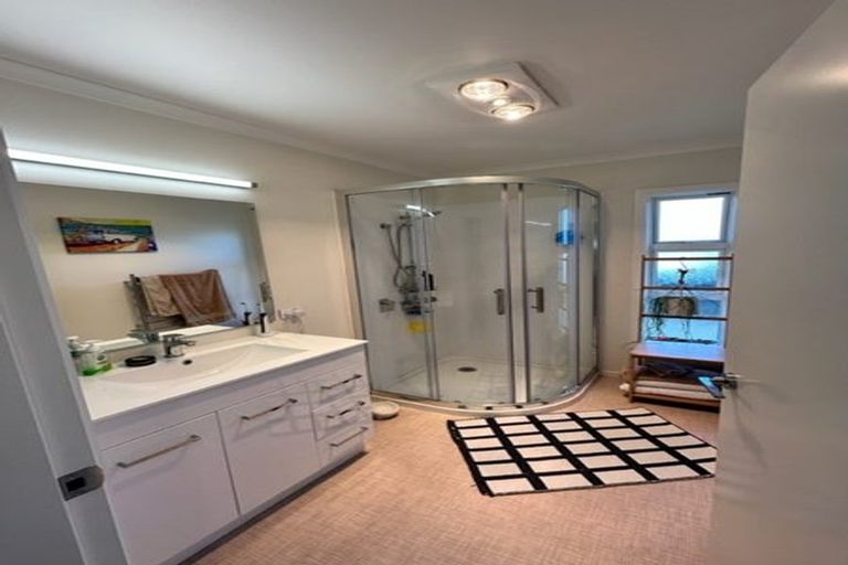 Photo of property in 1 Trinity Lane, Greytown, 5712