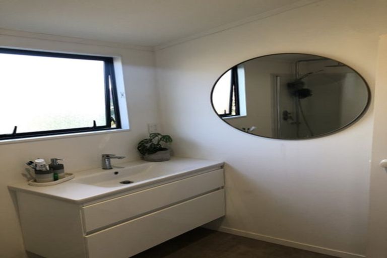 Photo of property in 18 Pelorus Street, Welcome Bay, Tauranga, 3112