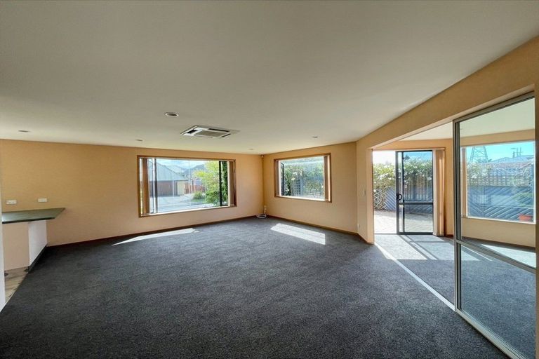 Photo of property in 77 Temple Crescent, Gleniti, Timaru, 7910
