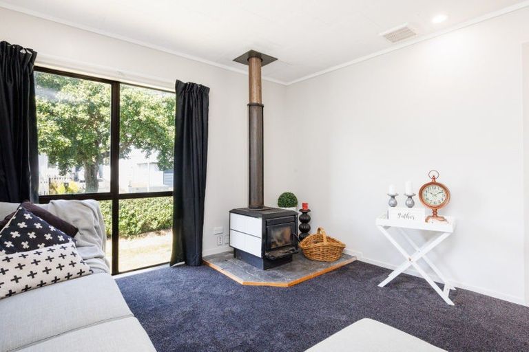 Photo of property in 4 Ngarimu Street, Roslyn, Palmerston North, 4414