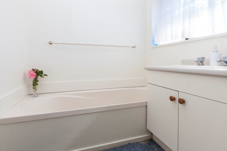 Photo of property in 1/40 Maxwell Street, Riccarton, Christchurch, 8041