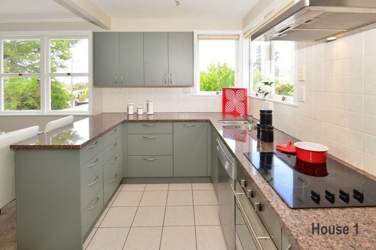 Photo of property in 74 Glenvar Road, Torbay, Auckland, 0630