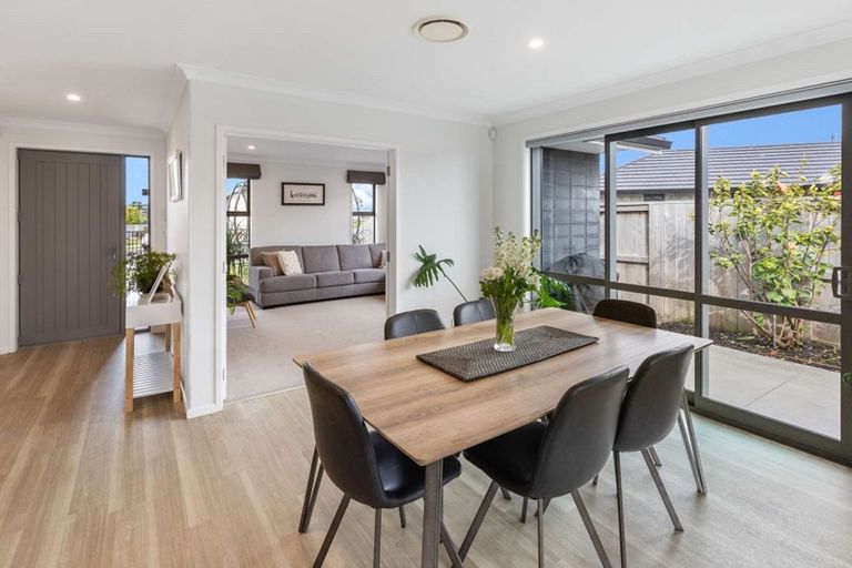 Photo of property in 20 Batty Street, Papamoa Beach, Papamoa, 3118