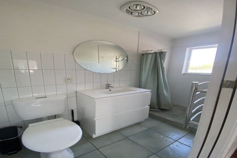 Photo of property in 38 Comins Crescent, Mission Bay, Auckland, 1071