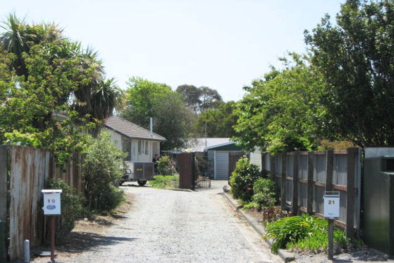 Photo of property in 19 Woodlands Place, Aranui, Christchurch, 8061