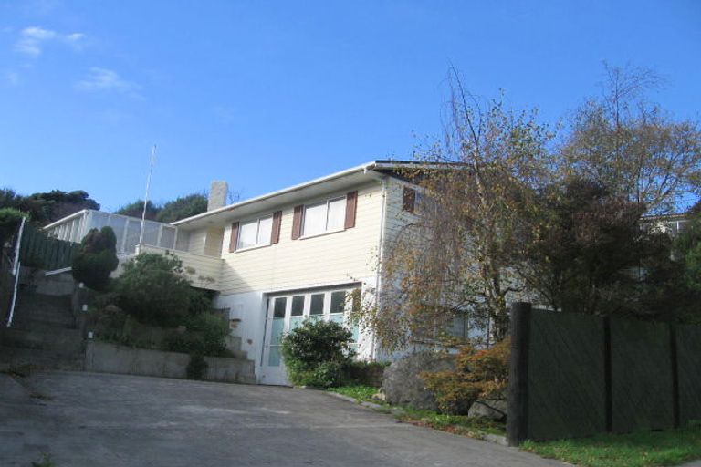 Photo of property in 1 Arawhata Street, Ranui, Porirua, 5024