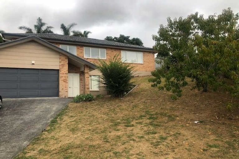 Photo of property in 11 Whitshire Mews, Massey, Auckland, 0614