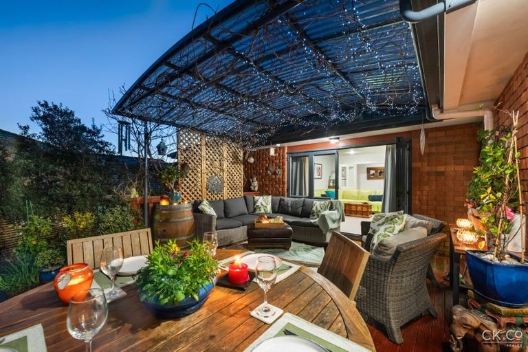 Photo of property in 53 Riverstone Drive, Riverstone Terraces, Upper Hutt, 5018