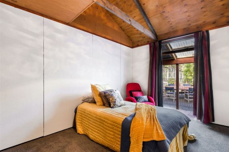 Photo of property in 118 Bethells Road, Waitakere, Henderson, 0781