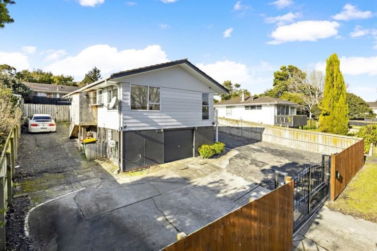 Photo of property in 34 Frobisher Way, Clendon Park, Auckland, 2103