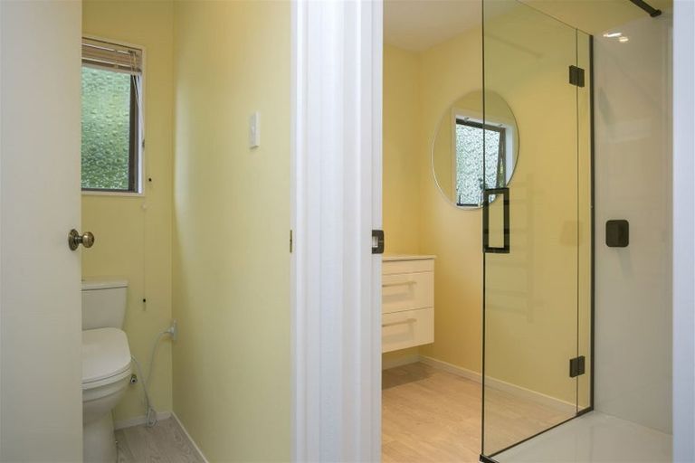 Photo of property in 3a Dorothy Drive, Acacia Bay, Taupo, 3330